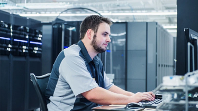 В каких странах айтишникам лучше и где там место Украины: сравнение налогов и стоимости жизни