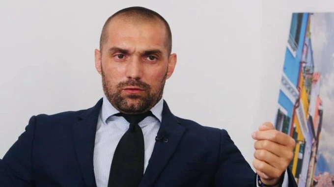 Суд розгляне скаргу слідчого ДБР, який вів справи Порошенка, на дії керівника