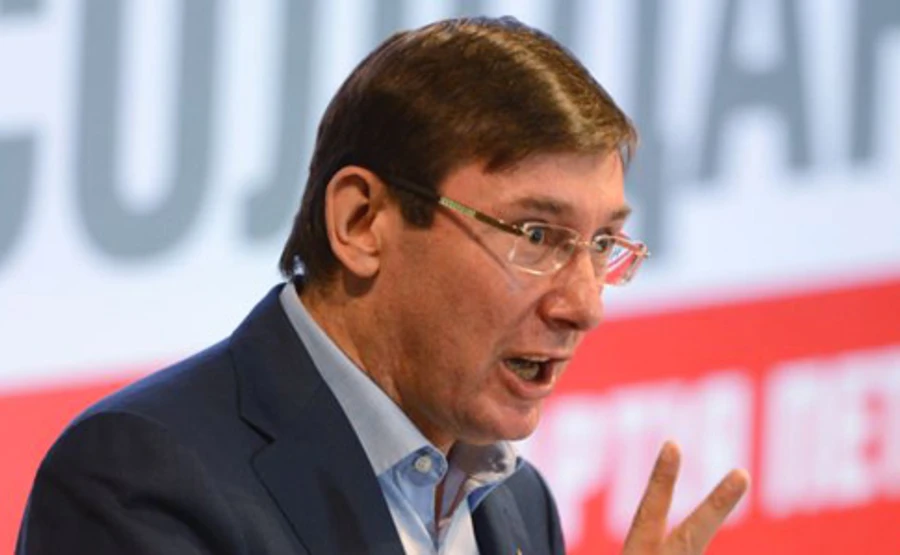 Луценко: у Яценюка нет поддержки для принятия решений в Раде