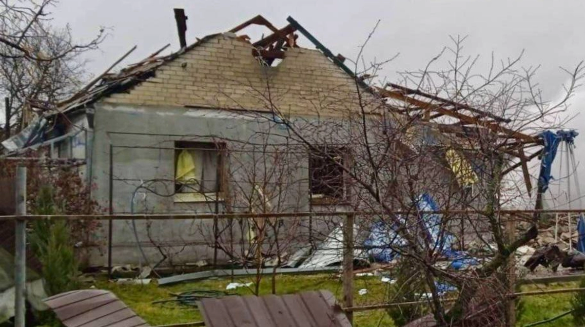 Two killed and seven injured in Russian attacks on Dnipropetrovsk and Kherson oblasts