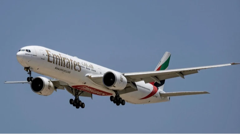 В ОАЕ запускають авіарейси для застряглих пасажирів в обмеженому режимі