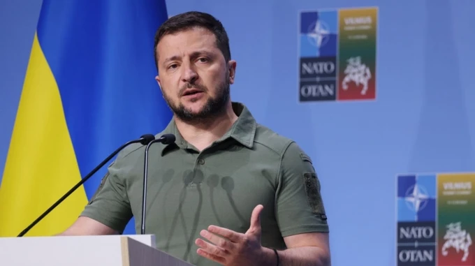 В случае вступления Украины в НАТО статья 5 может действовать не на всей территории - Зеленский