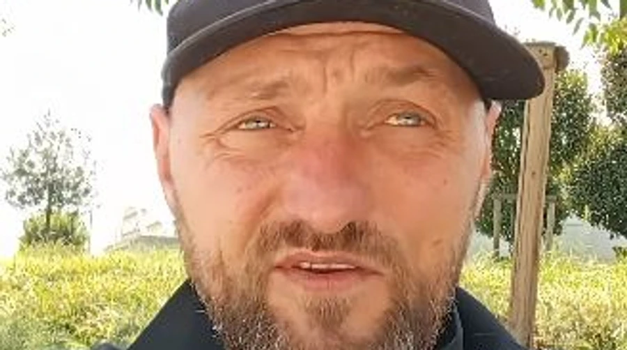 В безопасности не в РФ: появилось видео с волонтером, который ездил в Москву из-за шантажа ФСБ в отношении его сына