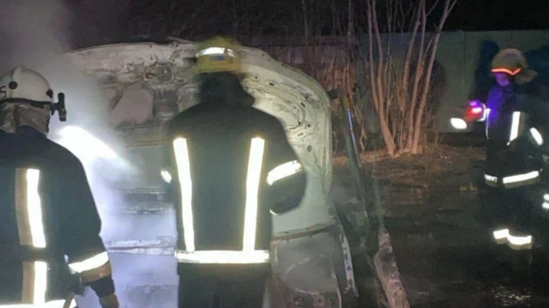 Ukrainian Volunteer Army vehicle explodes near Odesa: couple injured – photo