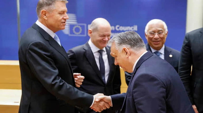 Без поступок Орбану і з вимогами для Києва. Як ЄС схвалив 50 млрд євро допомоги Україні