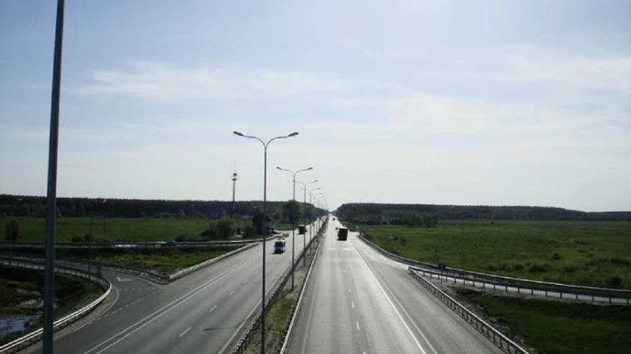 Під Києвом відновлюють рух Житомирською трасою