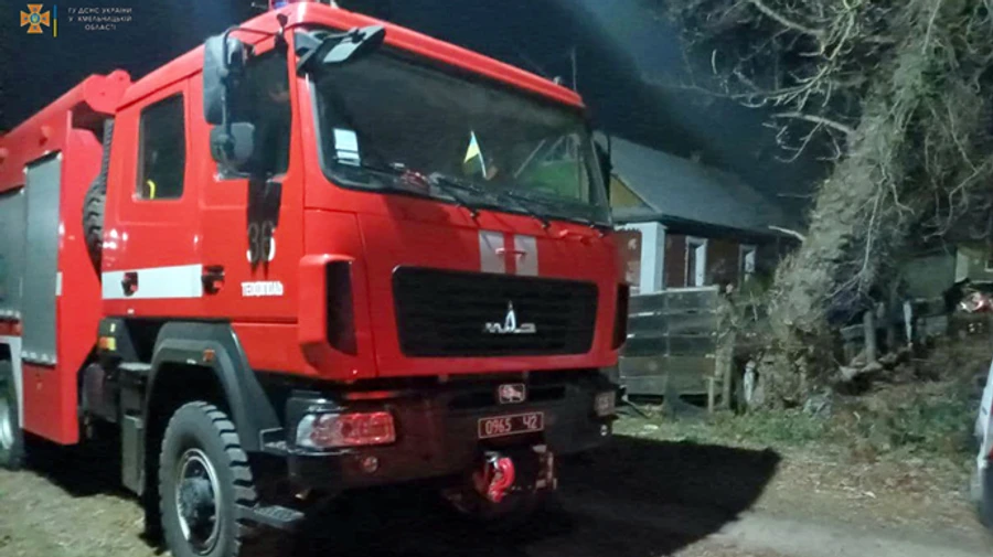 В двух пожарах погибли 8 детей  