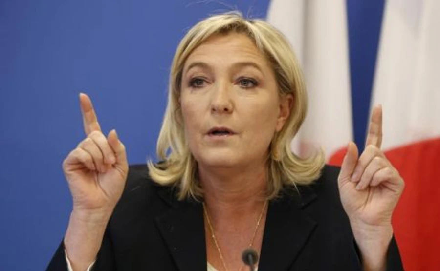 У СБУ не виключають заборони в'їзду Ле Пен за заяву щодо Криму