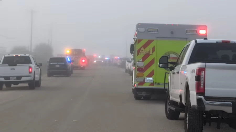 В США разбился самолет ВМС Мексики с пациентами на борту: 5 погибших, среди них ребенок