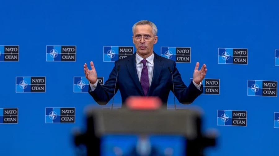 Більше допомоги Україні й посилене стримування: Столтенберг - про домовленості міністрів оборони НАТО