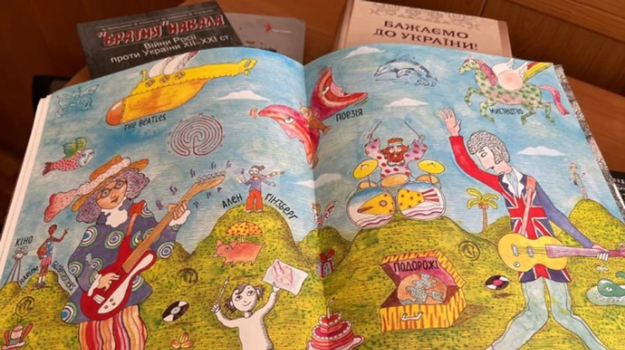 Оккупанты воюют с книгами: из библиотек Мелитополя изъяли всю украинскую литературу