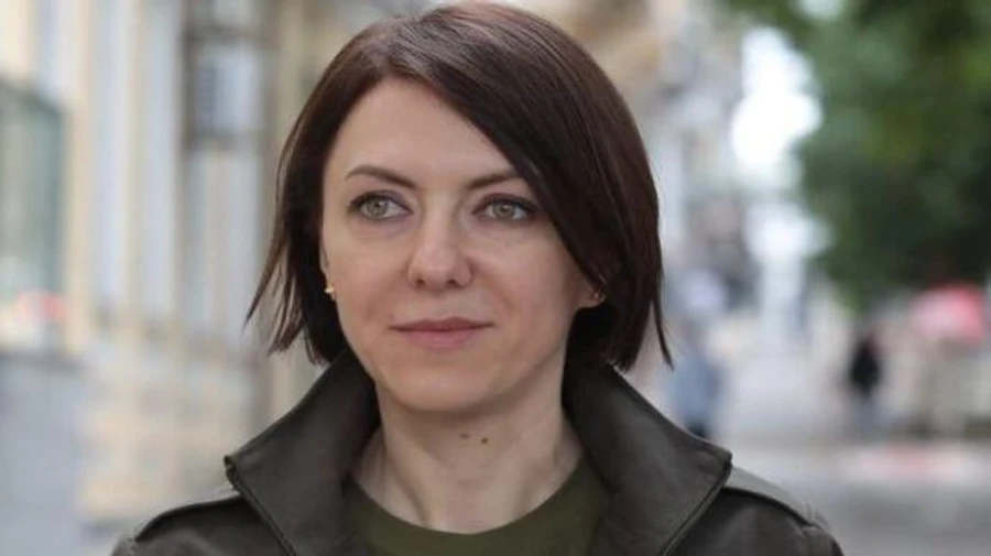 Военный учет для женщин отложили на год - Маляр