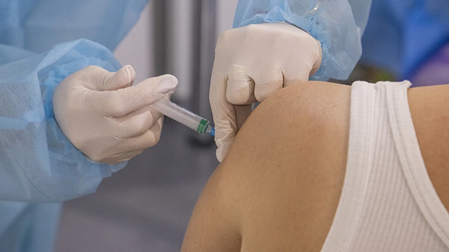 G7 планирует подарить 1 млрд доз вакцин бедным странам