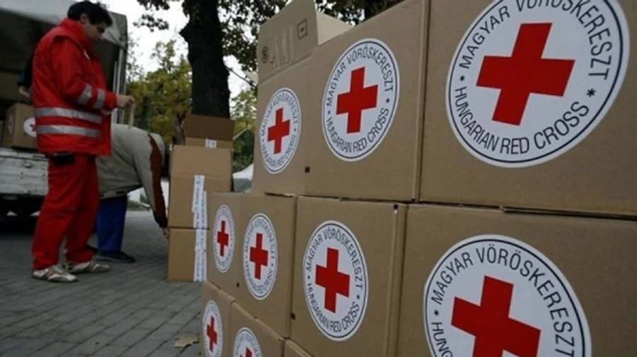 В ОРДЛО поехали три фуры помощи от Красного креста – пограничники