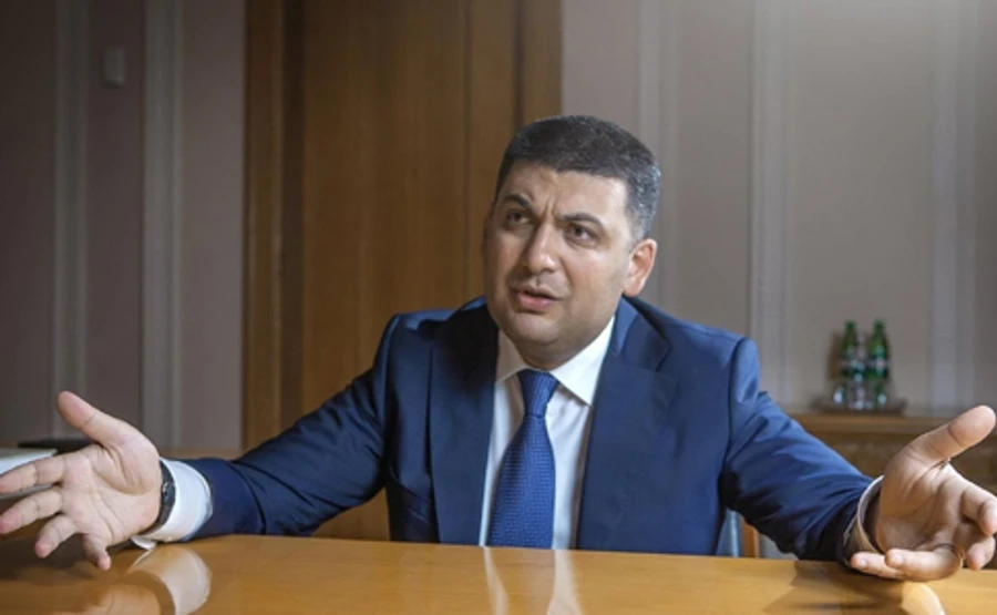 Гройсман рассказал, почему падает гривна