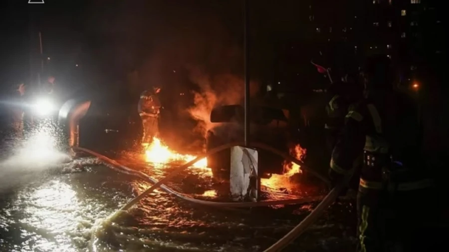 Ворог атакував Київ балістикою: пролунали вибухи, виникли пожежі