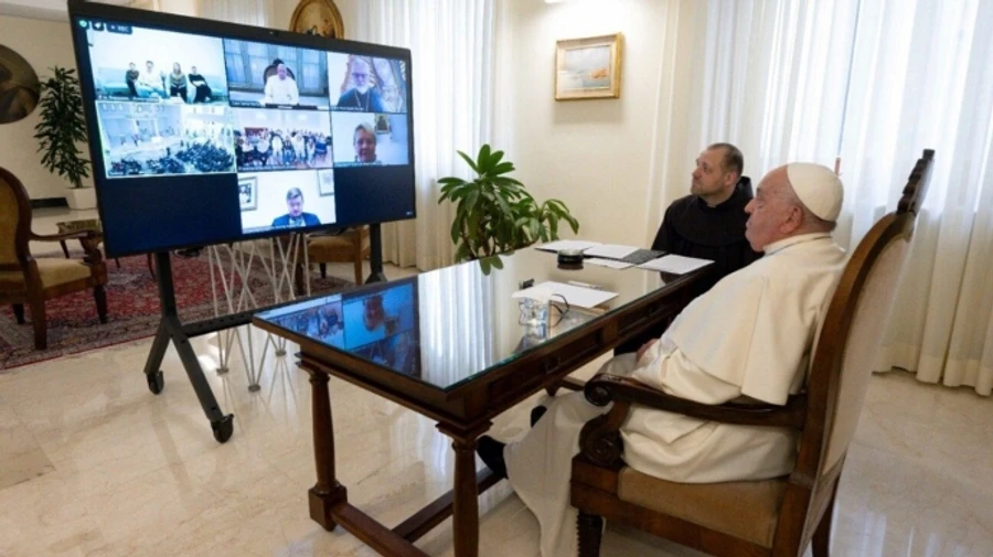 Pope urges Ukrainian youth to forgive enemies for sake of peace