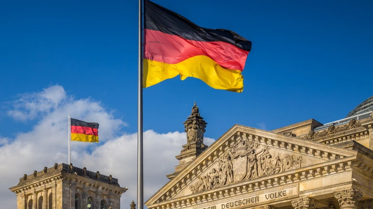 Из-за дезинформации перед выборами в Германии вызвали на ковер посла РФ