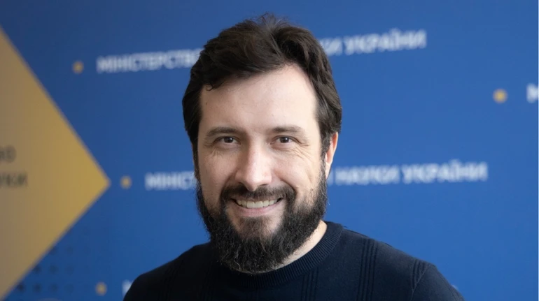 Кабмин уволил с должности заместителя министра образования и науки Сташкива