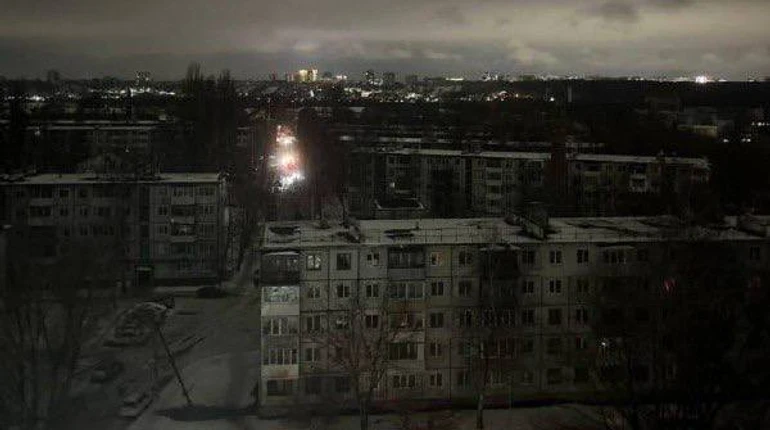 В российском Брянске и окрестностях нет тепла и света после атак на энергетику