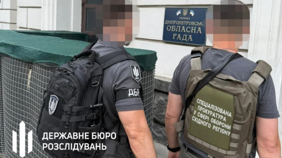 Бійциця зайде, але її відпустити: ДБР викрило депутатку, яка фіктивно служила в ЗСУ