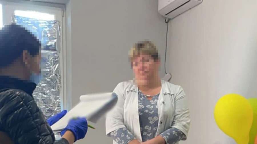 У Харкові викрили медзаклад, який продавав підроблені результати ПЛР-тестів