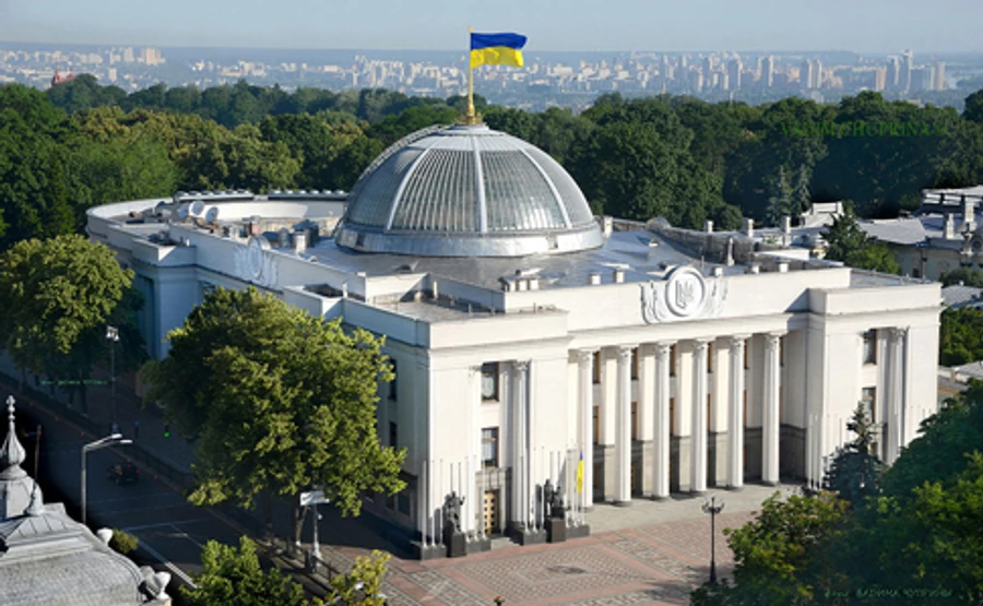 Зеленский предложил снизить проходной барьер в Раду