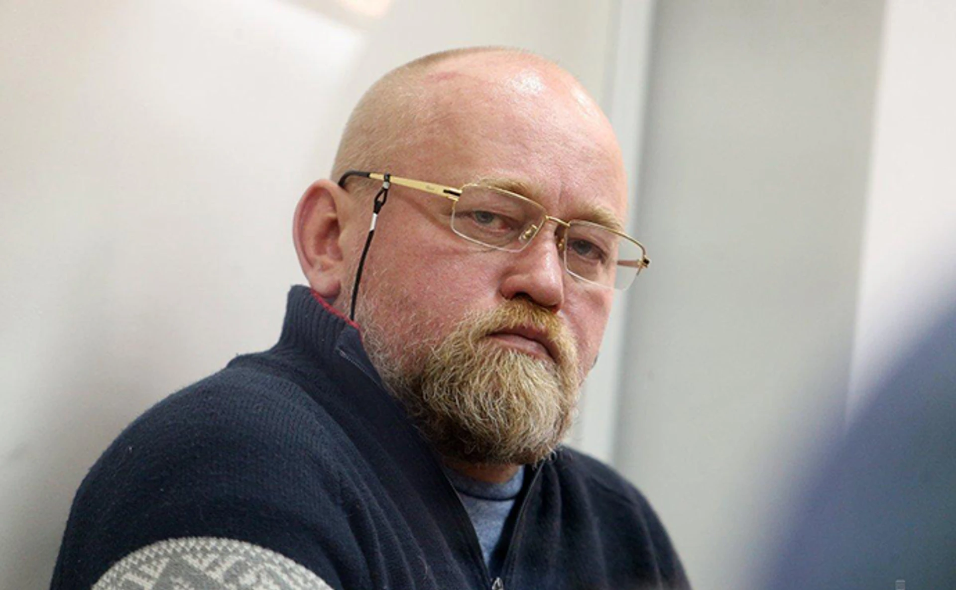 Історія Рубана: проросійські підручники та зброя в меблях