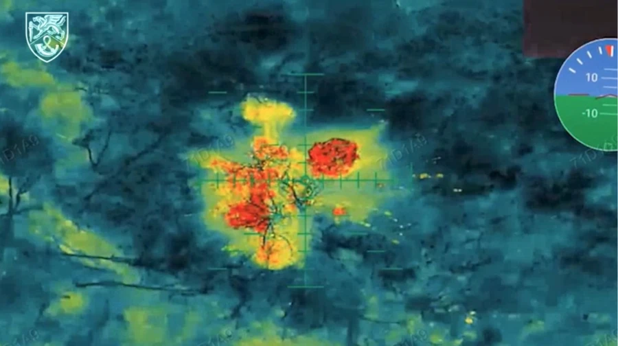 Russians hit while trying to infiltrate airborne troops' rear via gas pipeline in Sumy Oblast – video