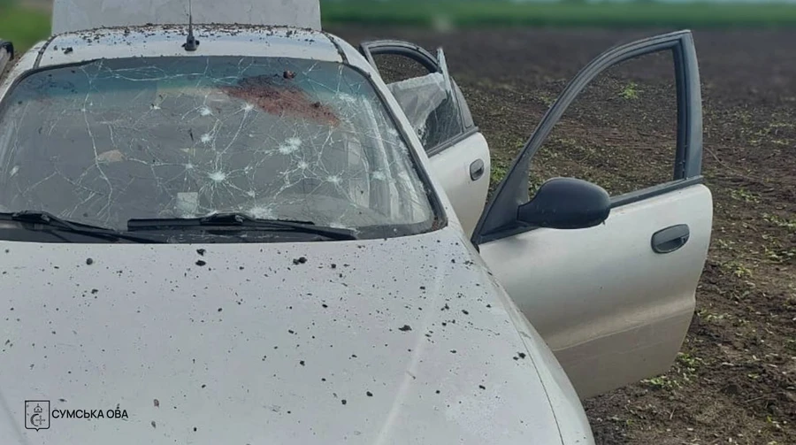 Затягували БПЛА в авто: двоє чоловіків загинули на Сумщині