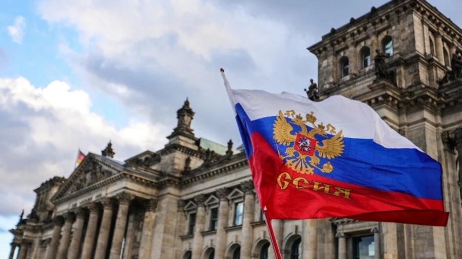 Berlin bans Russian flag on Victory Day