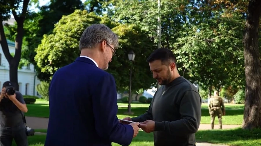 Ambassadors of 6 NATO countries start work in Ukraine