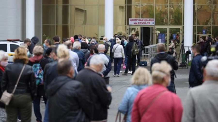 Половина киевлян прошли вакцинацию - КГГА