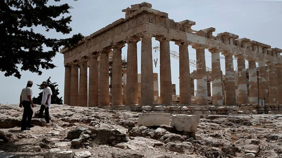 Греція і Румунія можуть ввести власні паспорти вакцинації, щоб полегшити туризм