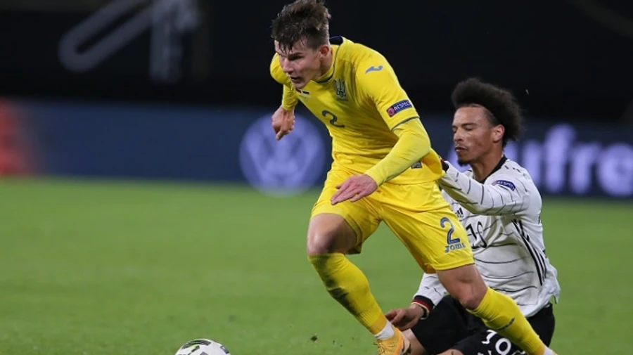 Ще у трьох футболістів збірної України виявили COVID: матч зі Швейцарією під загрозою