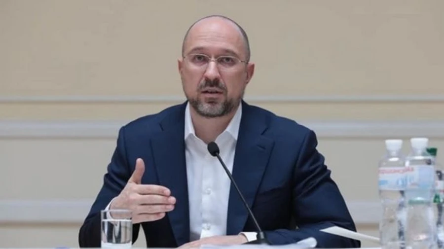 Шмигаль дорікнув місцевій владі за загравання з карантином: Дехто живе виборами