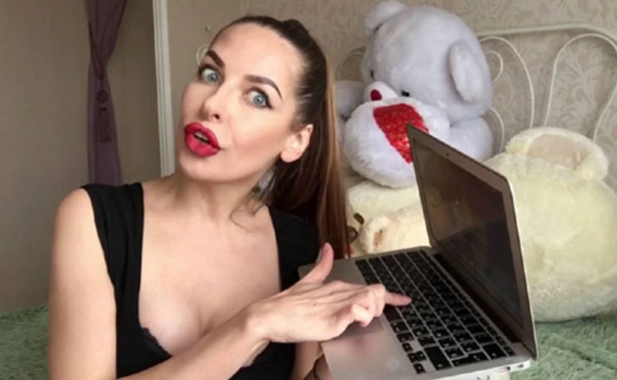 Паспорт з’їла собака: відома блогерка з РФ намагалась обманом в’їхати в Україну