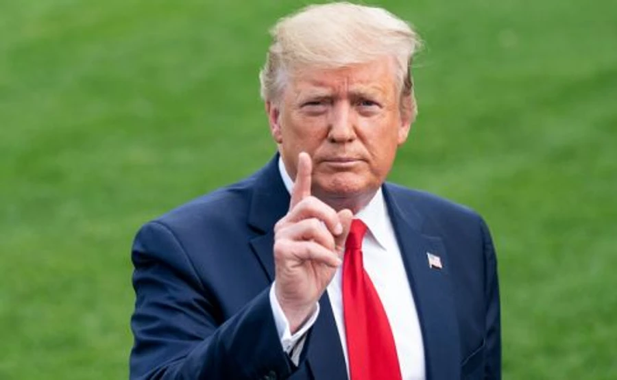 Трамп поздравил Зеленского с уверенной победой его партии