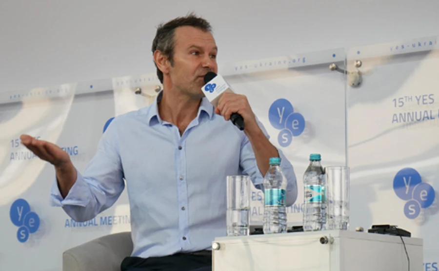 Вакарчук притримав інтригу, але готовий до публічності політика