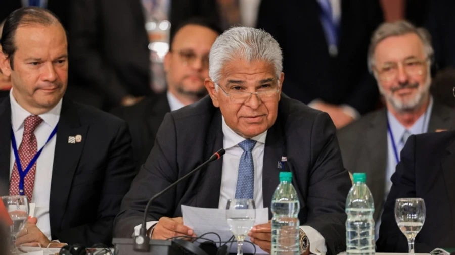 Президент Панамы ответил на намерения Трампа вернуть Панамский канал