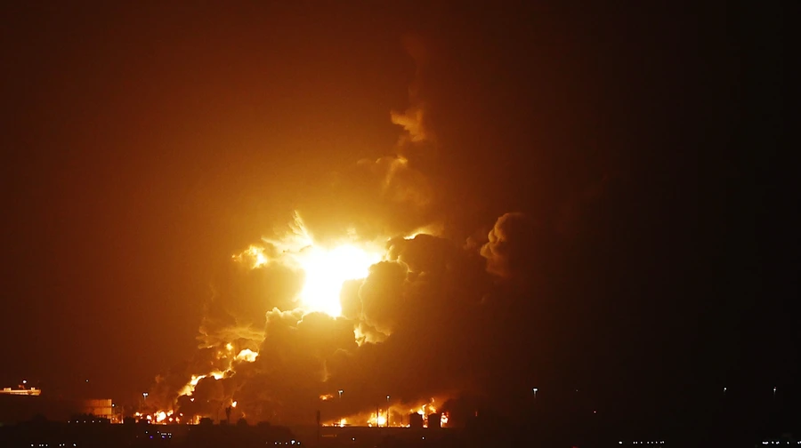 In the Volgograd region of the Russian Federation, a gas processing plant burns after the attack of drones