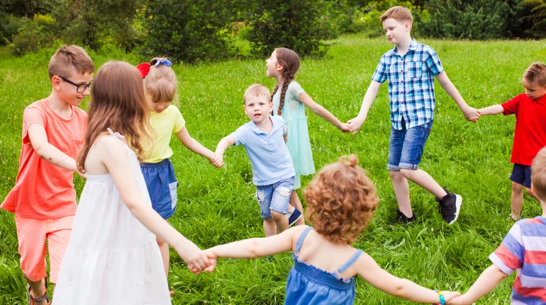 Веснянки для дітей: тексти та відео обрядових гаївок для весняного дозвілля