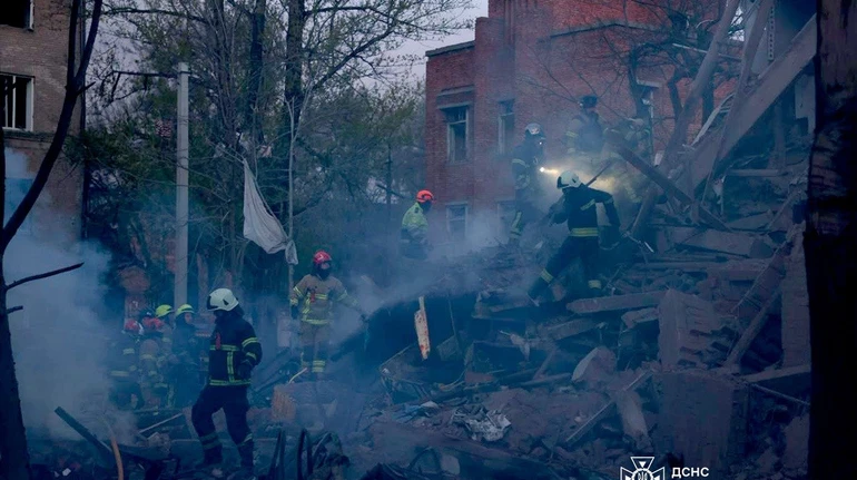 ПС: Росія атакувала 666 цілями, є влучання та падіння на понад 30 локаціях