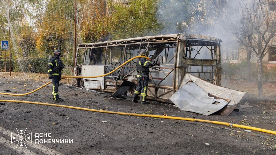 Росіяни вдарили по рейсових автобусах у Краматорську: 30 людей загинули