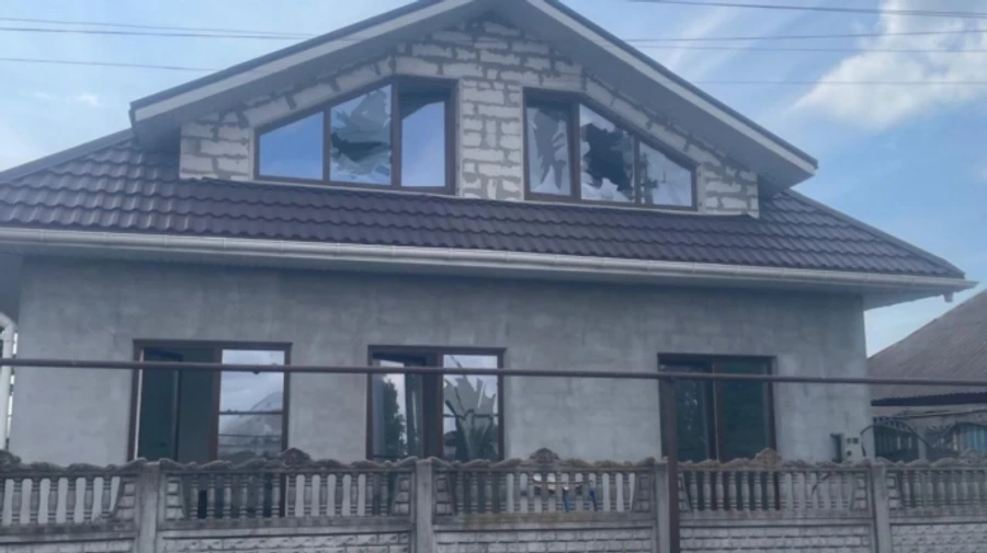 Civilian killed in Russian artillery strike on Nikopol, Dnipropetrovsk Oblast