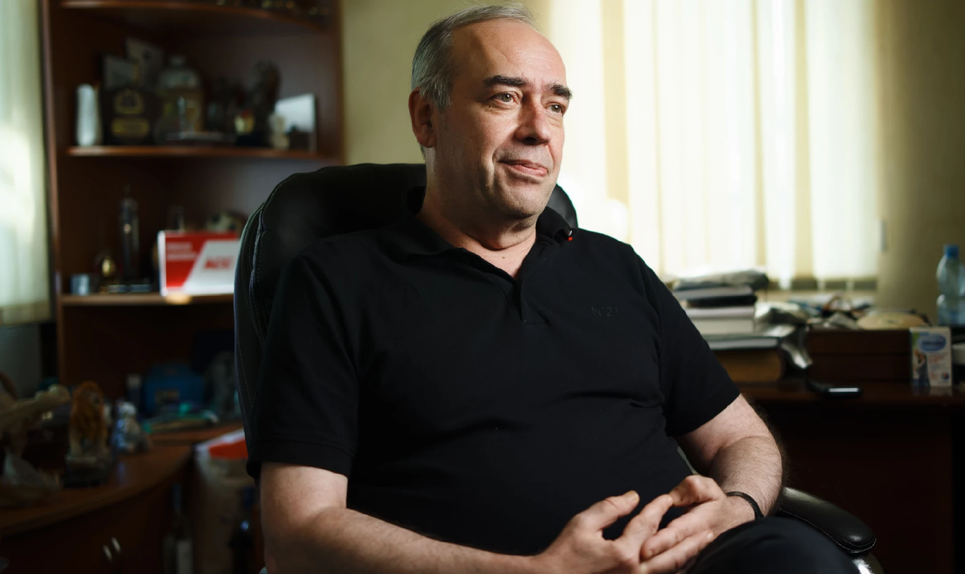 Украина времен Зеленского – это УСНР. Украинская слуганародная республика