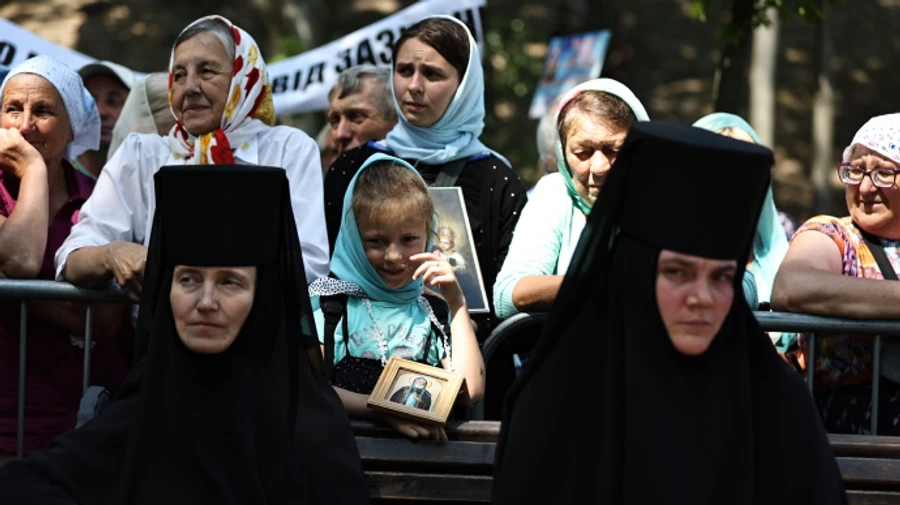 Зеленський шпиганув Кличка через хресну ходу УПЦ МП