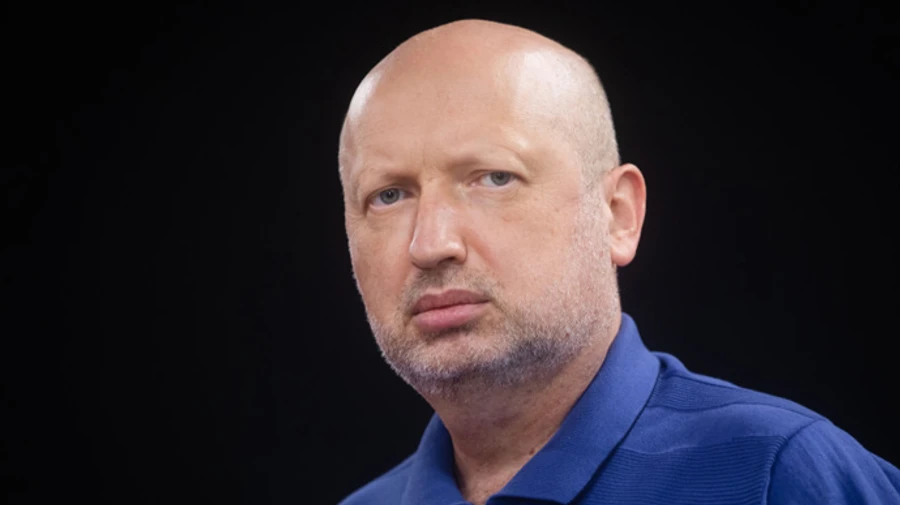 Турчинов розповів, що просив Медведчука передати Путіну