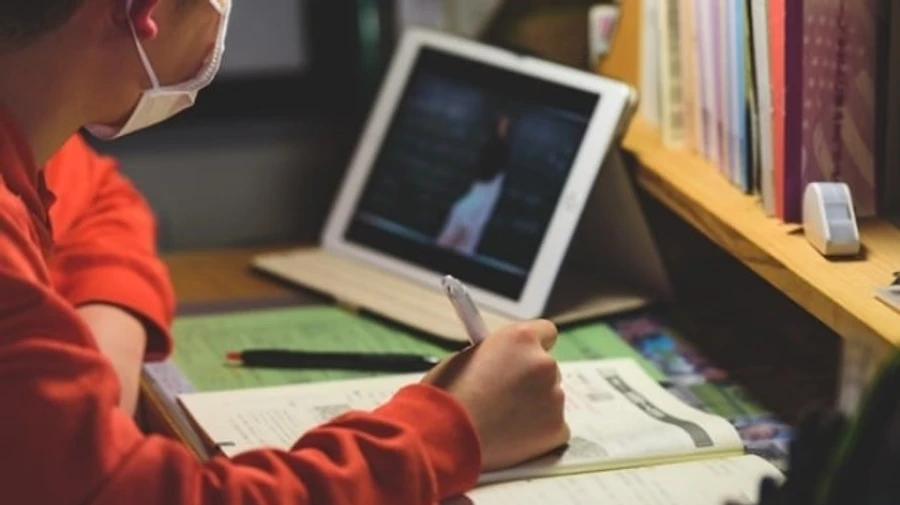 На Київщині через коронавірус дистанційно навчаються більше 1,5 тис. учнів