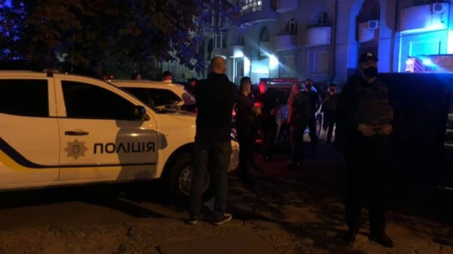 Троє поліцейських постраждали у сутичках біля офісу Свободи